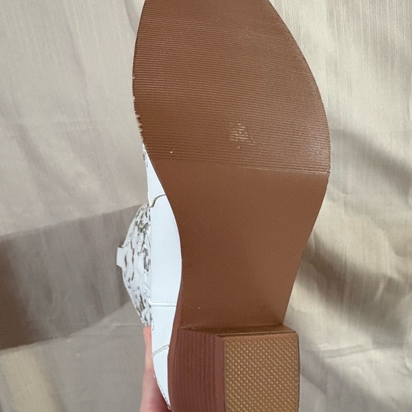 White & Silver Cowgirl Boots Rhinestone Sparkly Western Cowboy Boots Size 7.5 - Picture 11 of 13